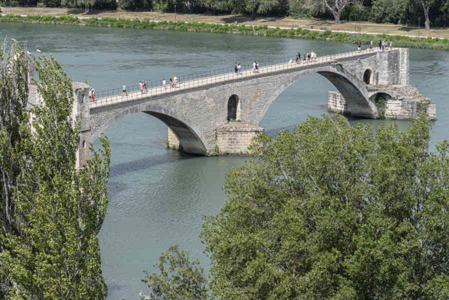 Francia - Avignon 101 - puente Saint-Bénezer.jpg